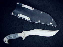 "Hortensius" reverse side view. Note solid aluminum belt loops, reversible, bolted to aluminum framed combat sheath