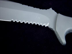 "Imamu" hammerhead serrations detail. This is an extremely strong and aggressive serration design.