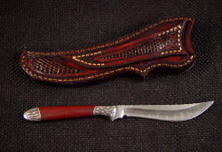 "Kineau" reverse side view. Even the rear of the sheath and belt loop are inlaid with lizard skin