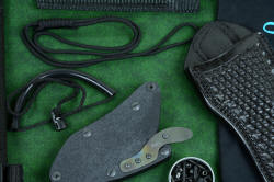 "Skeg" tactical, counterterrorism professional knife, complete set vignette of hybrid tension locking sheath, lanyards, leather sheath