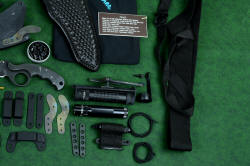 "Skeg" tactical, counterterrorism professional knife, complete set vignette of HULA with MagTac and Maglite XL200 flashlights, spare parts, sternum harness