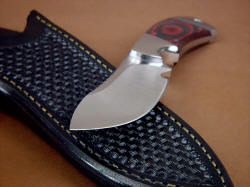 "Acamar" point grind detail. This is a super razor keen cutting edge, with matched hollow grinds for extreme longevity. 