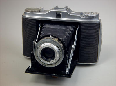 German Agfa Isolette medium format folding camera, c 1950, film type 120 (6 x 6 cm)